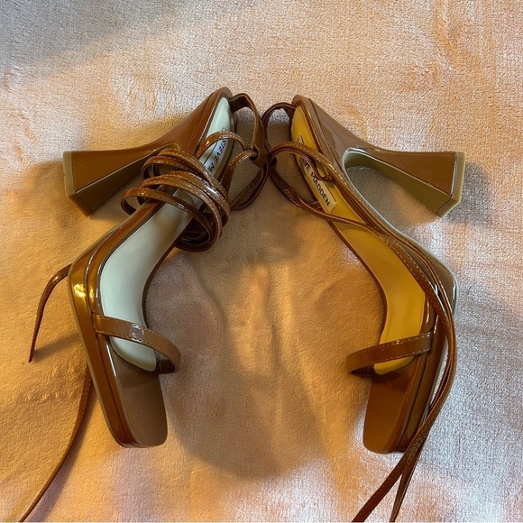 Steve Madden Lafayette Cognac lace up squared strappy heeled sandals size 8 - Picture 4 of 7